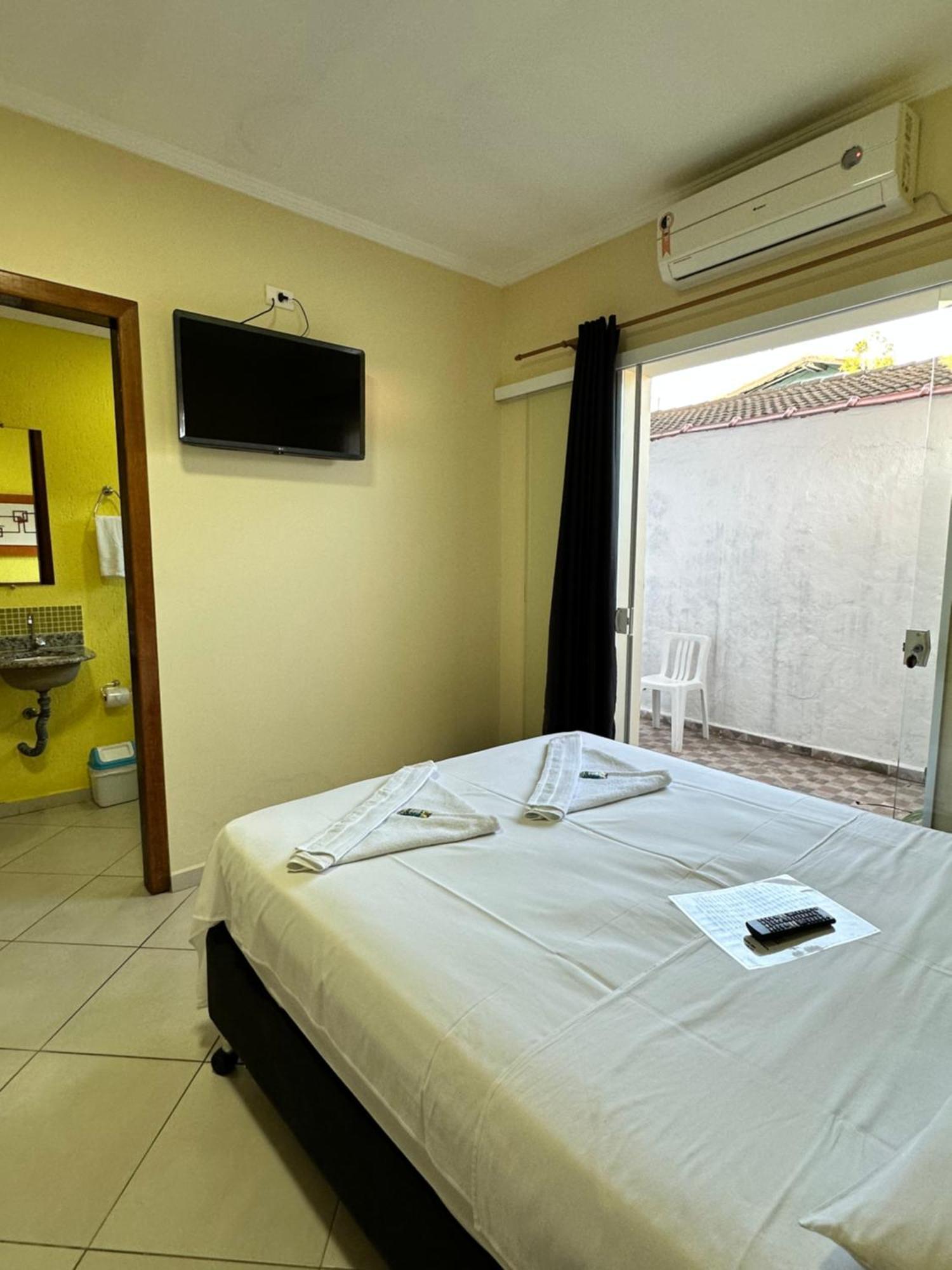 Werneck Residence Suites อูบาตูบา ภายนอก รูปภาพ