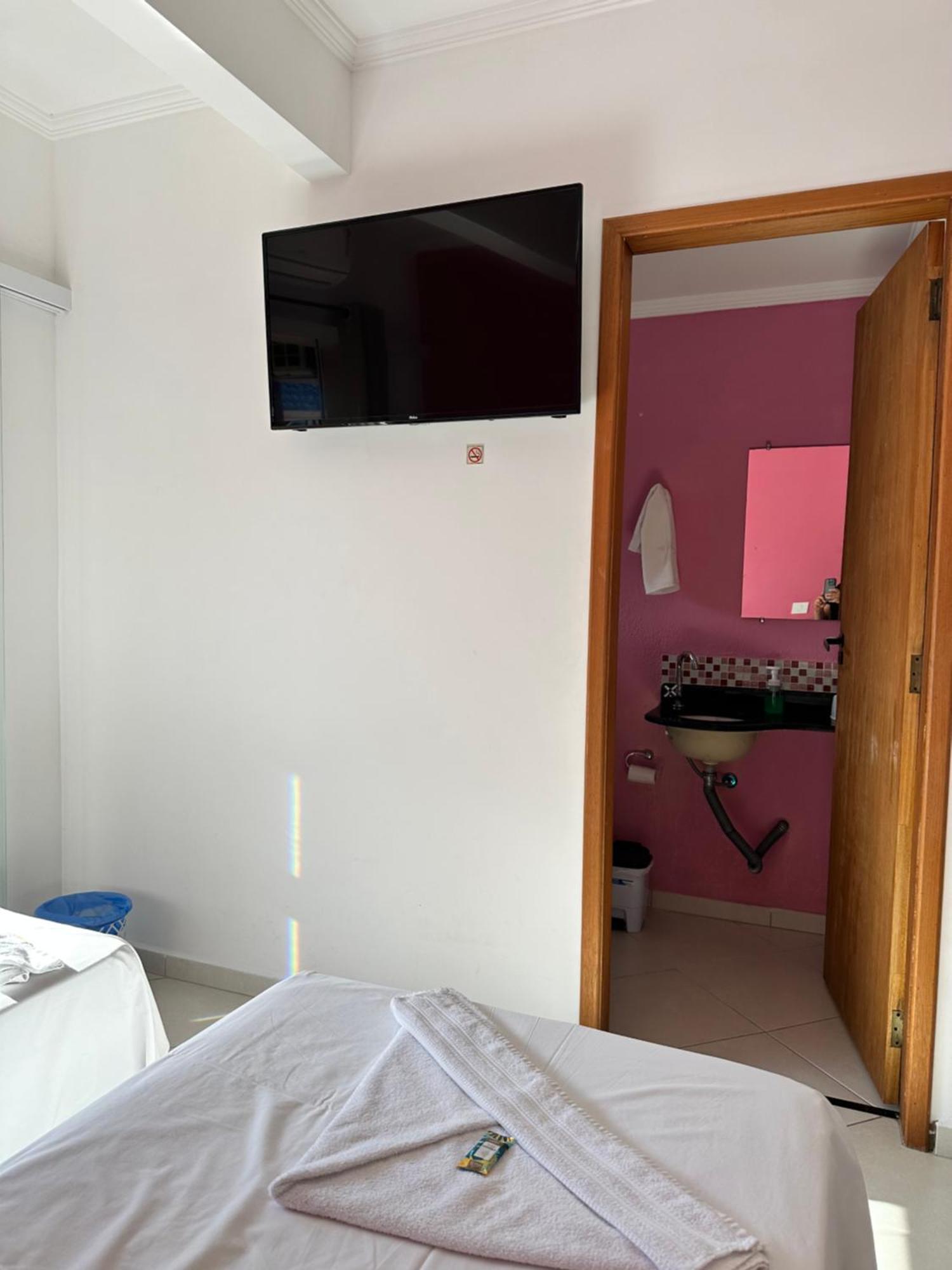 Werneck Residence Suites อูบาตูบา ภายนอก รูปภาพ